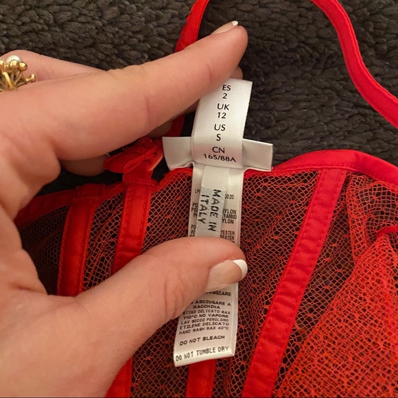 La Perla Sexy Red Lingerie - Picture 4 of 11